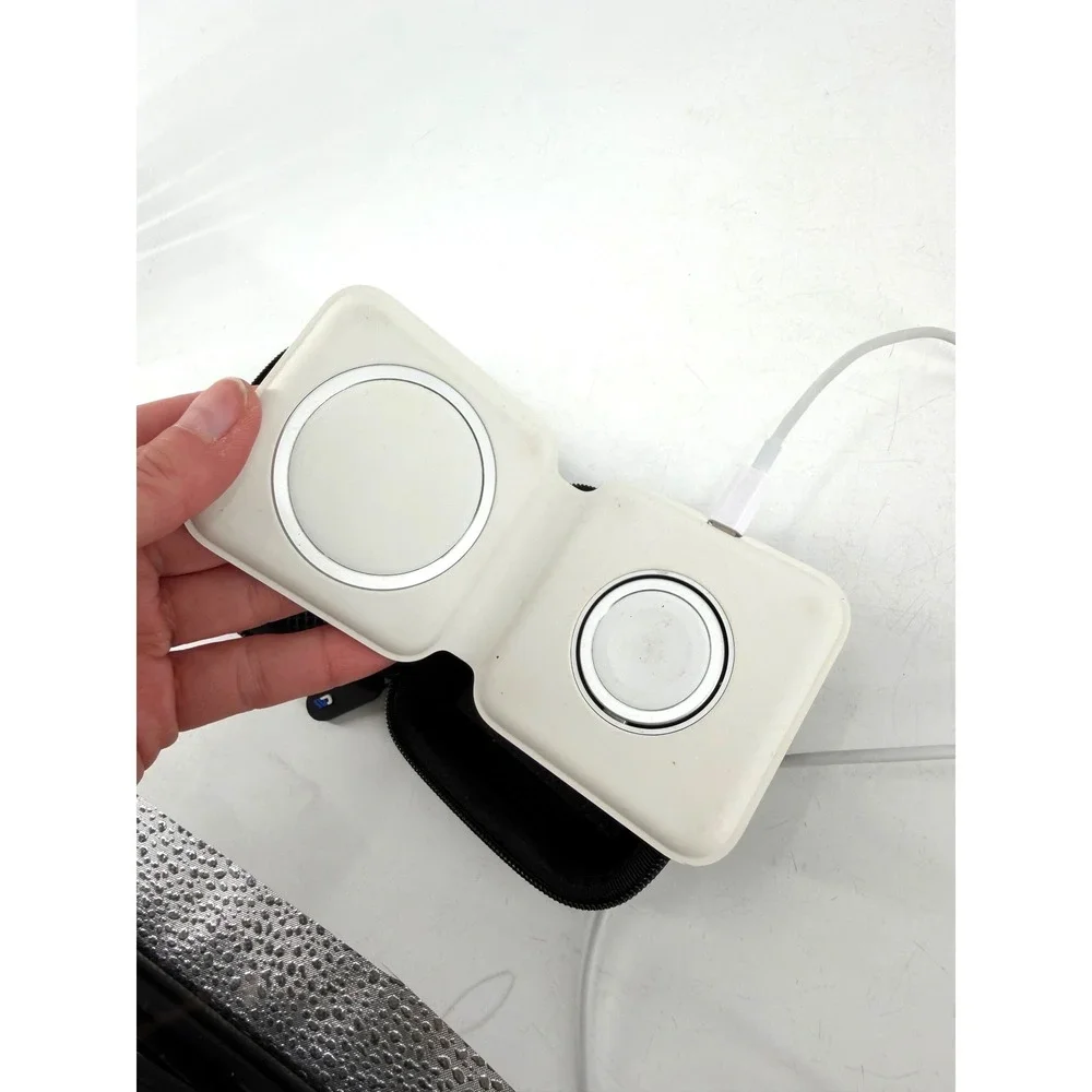 Apple MagSafe Duo Charger Unisex OS White Wireless Travel Charging Pad